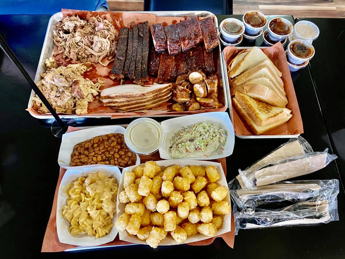 <strong>St. Peters’ Go-To Spot for Real Smoked BBQ</strong>